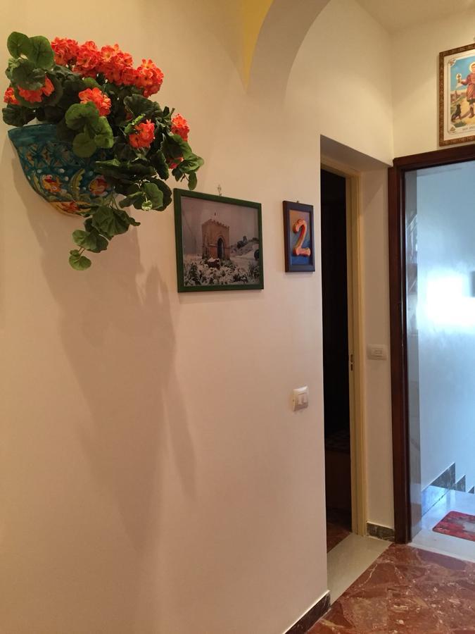 B&B Casa Blanca ซานวิโต โลคาโป ภายนอก รูปภาพ